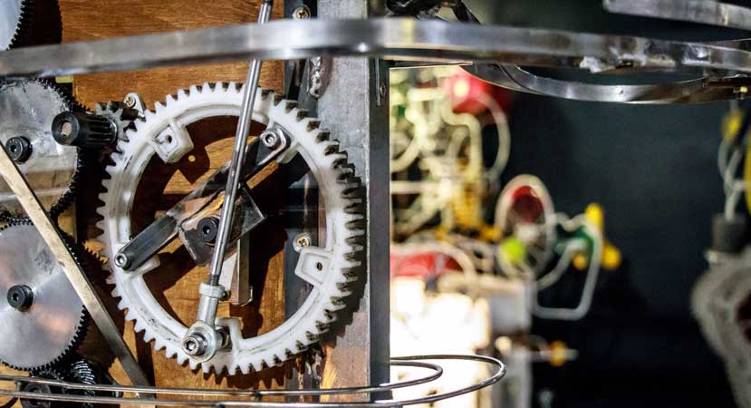 The-Mad-Museum-Mech-Ball-Close-up-Gears-Steve-Sherwin